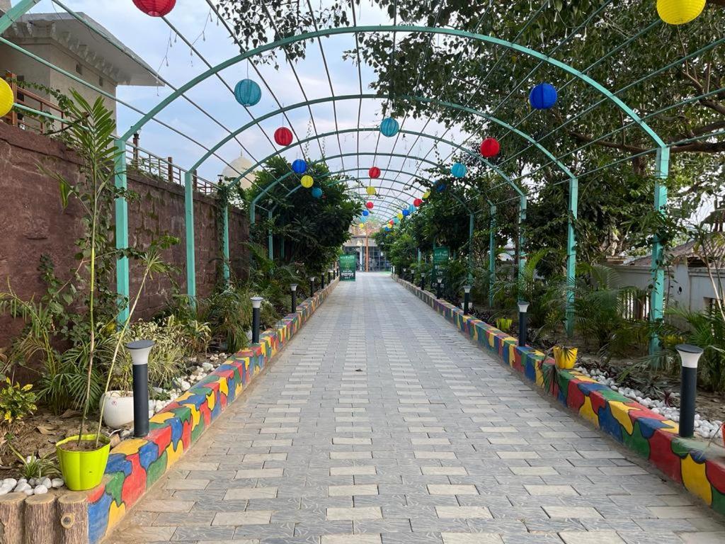 Hotel Eco Park Rewa Экстерьер фото