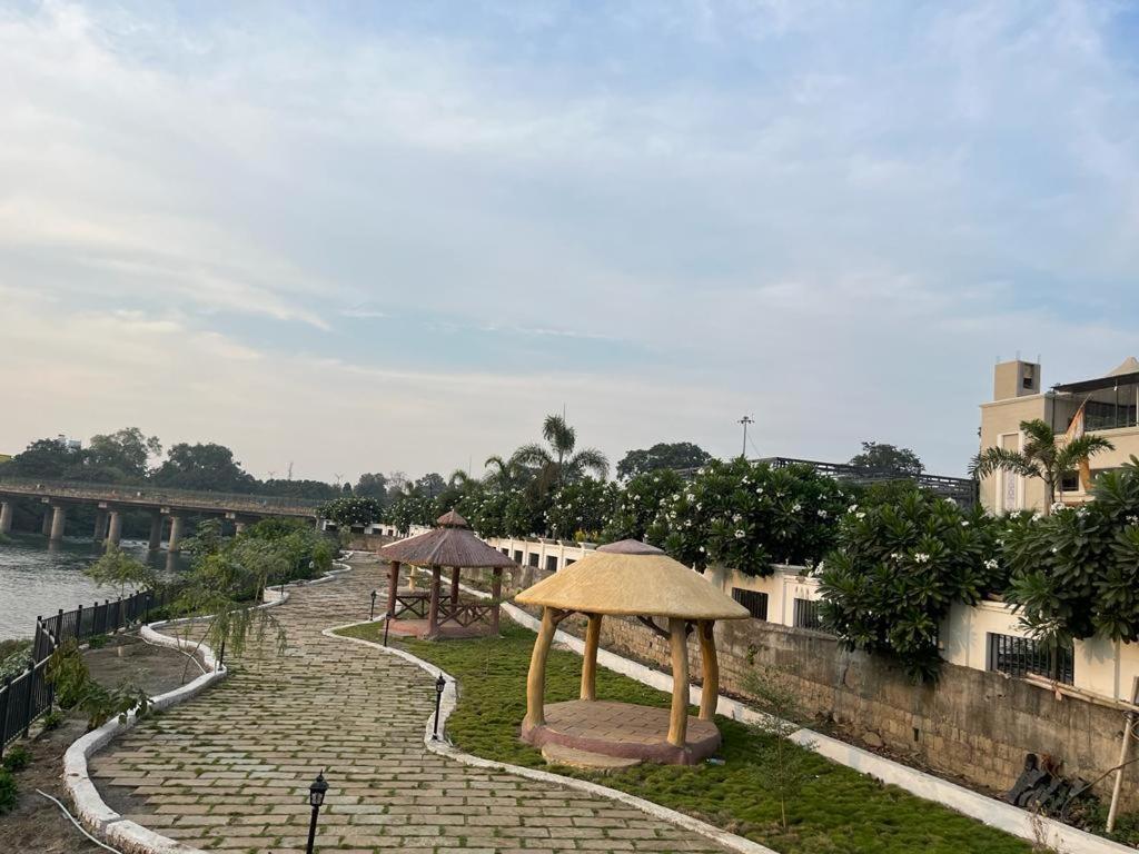 Hotel Eco Park Rewa Экстерьер фото