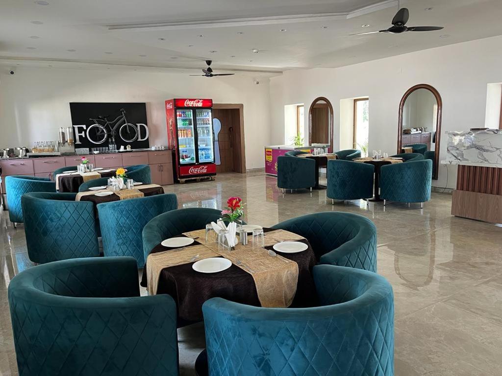 Hotel Eco Park Rewa Экстерьер фото