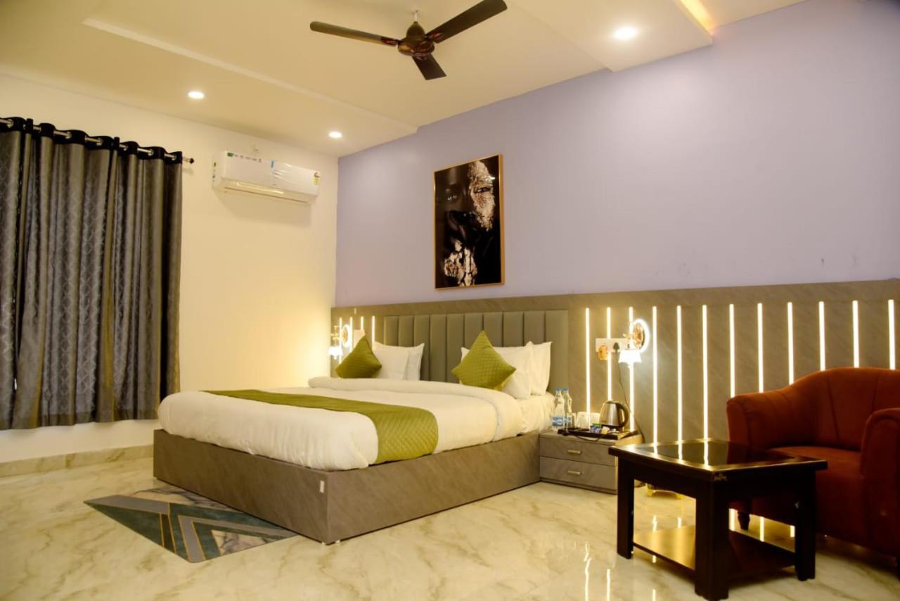 Hotel Eco Park Rewa Экстерьер фото